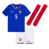 Camiseta Francia Jules Kounde #5 Primera Equipación Replica Eurocopa 2024 para niños mangas cortas (+ Pantalones cortos)